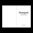 Text: "Gesegnet. Gottes Versprechen im Buch der Offenbarung für dich entdecken. Nancy Guthrie." Klare, minimalistische Gestaltung.
