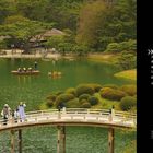 Zitat: "Das trockene Gras zieht noch die Blicke der Vorübergehenden an, weil es das Leben voller Intensität gelebt hat." – Mitsuo Aida. Im Vordergrund ist eine Holzbrücke über einem grünen Teich, dahinter ein Boot mit fünf Personen. Im Hintergrund sind traditionelle japanische Gebäude und Bäume zu sehen.