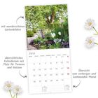 Kalenderseite Juli mit Gartenfoto, übersichtlich für Termine. Texte: "mit wunderschönen Gartenbildern", "Übersicht vom vorherigen und kommenden Monat". Im Hintergrund Gänseblümchen.