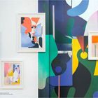 Text: "CASCADE COLLAGES, 2021." Abstrakte Kunst mit kräftigen Farben: Blau, Grün, Gelb, Rot. Mehrere moderne Illustrationen.