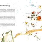 Einleitung. Holzboden, Papagei im Baum, lachender Waschbär mit rotem Hut hält Besen, kleine Vögel, Frösche und Pilze.