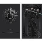 Text: "Sunny Verloren vom Licht". Links ein stilisiertes, sonnenähnliches Logo. Rechts eine Person mit Schwert in schwarzer Kleidung.