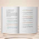 Buchseite mit dem Titel „P.S. – Philosophieren & Schmunzeln“. Dialog zwischen Gott, Aretha Franklin und einem CEO über Respekt.