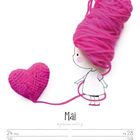 Text: Mai, 24 MO, 25 DI, 26 MI, 27 DO, 28 FR, 29 SA, 30 SO, KW21/2027. Illustration: Kind mit pinkem Wollhaarknäuel und Herz.