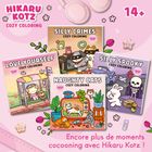 "14+", "HIKARU KOTZ COZY COLORING", "SILLY CRIMES", "LOVE YOURSELF", "NAUGHTY CATS", "SILLY SPOOKY", "Encore plus de moments cocooning avec Hikaru Kotz!" 
Vier bunte Malbücher mit niedlichen Tier-Illustrationen.