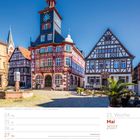 21. Woche, Mai 2027. 27. Do: Fronleichnam. Fachwerkhäuser mit Rathaus, Marktplatz, blauer Himmel.