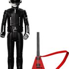 Ein humanoider Roboter in schwarzem Anzug mit silbernem Helm, stehend neben einer roten E-Gitarre mit schwarzem Griffbrett.