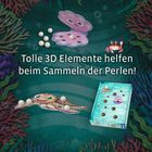 Tolle 3D Elemente helfen beim Sammeln der Perlen! Illustration mit Perlen, einer Muschel und einer Krabbe auf Korallenhintergrund.