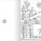 Ein Brief mit Herz und Poststempel steckt im Briefkasten, umgeben von schneebedeckten Zweigen, Zaun und Schneeflocken.