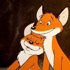 Zwei lächelnde Zeichentrick-Füchse kuscheln glücklich aneinander.