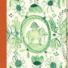 Grünes Elefant-Design in einem ovalen Rahmen, umgeben von floralen Mustern auf weißem Hintergrund. Links ein oranges Leinenband.
