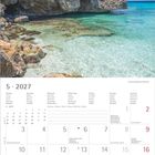 Kalender für Mai 2027. Feiertage: Christi Himmelfahrt am 6., Pfingstmontag am 24. Foto: Felsenküste mit klarem Wasser und Bäumen.