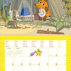 Oben: Illustration eines blauen Elefanten, einer Maus vor einem Zelt. Unten: Kalender für Mai 2027 mit gelbem Hintergrund.