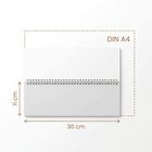 DIN A4, 11 cm, 30 cm. Ein offener Ringordner zeigt die Maße an.