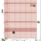 „Dezember“, Kalendertabelle, Wochentage. Illustrationen von Figuren, die im Schnee spielen, und einem verschneiten Dorf.