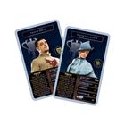 Zwei Sammelkarten: "Viktor Krum" und "Fleur Delacour", mit Details zu Jahrgang, Zauberstab, Stammbaum und Angstaffekt.