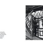 A Facelift for Big Ben. August 23, 1956. Arbeiter reparieren das Zifferblatt einer großen Uhr von innen, umgeben von Gerüstteilen.