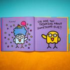 Links steht "A party?", rechts "OR ARE YOU THINKING ABOUT SOMETHING ELSE?". Zwei bunte cartoonartige Vögel mit Konfetti.