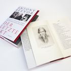 "Antony Beevor, Rasputin und das Ende des russischen Reiches - Der letzte Akt." Rechts ein aufgeschlagenes Buch mit Inhalt.