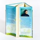 Links Text über Identität und Zuhause mit poetischer und persönlicher Note. Rechts Info über Tupoka Ogette mit Foto.