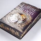 "Stacia Stark: Empire of Blood - We who will die. Kämpfe. Liebe. Überlebe." Buch mit geflügeltem Wesen und Ranken.