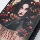 Ein Buchcover mit "S. A. Barnes" oben und "Death's Daughter" unten. Eine Frau mit dunklen Haaren und Rosen ist abgebildet.