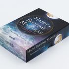 "Happy Bedtime Mantras" steht auf der Box mit einer Mond- und Wasserabbildung. Autor: Shannon Kaiser.