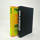 Zwei Bücher, Titel "Deutschland ist krank" von Ingo und Stefan Sauter. Ein Buch hell mit Schrift, das andere dunkel.