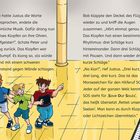 Text beschreibt ein unheimliches Klopfen. Drei Jungen wirken überrascht, einer zeigt auf etwas, Treppe im Hintergrund.