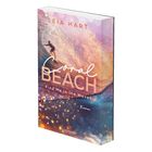 Texte: "LEIA HART", "Coral BEACH", "Find Me in the Waves", "Roman". Surfer auf einer Welle, mit warmen Farben.