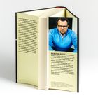Linker Text beschreibt Gedanken über Mord. Rechter Text über Karsten Dusse, Autor. Bild eines Mannes in blauem Pullover.