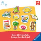 Text: "Diese 10 Puzzleteile liegen dem Buch bei." Illustration von Puzzleteilen: Spielzeug, Lebensmittel, Pflanzen und mehr.