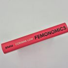 Roter Buchrücken mit schwarzem Text: "Femonomics" und "Corinne Low" sowie "Piper" in Weiß.