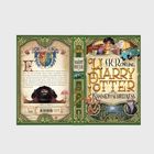 Buchtitel: "Harry Potter und die Kammer des Schreckens". Illustration: Harry mit Eule, Auto und Fantasiewesen.