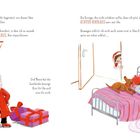 Ein Kind im Nikolauskostüm steht bei Geschenken, während ein anderes im Bett schläft.