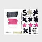 „Ein Wort, zehn Buchstaben“ von Adib Khorram. Farbige Sterne und Kreuze, einige wie aus Klebeband geformt.
