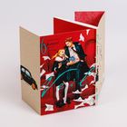 Text: "6 Kotteri! Veil, Erlebte Beuge". Illustration: Ein Mann und eine Frau, elegant gekleidet, mit Papierfliegern umgeben.