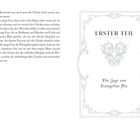 Links ein Textabschnitt. Rechts steht groß "ERSTER TEIL" mit "Die Sage von Evangeline Fox" darunter in einem verzierten Rahmen.