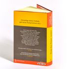 „Verteidige deine Freiheit, geh keine Kompromisse ein.“ Buchrücken: „Trag das Feuer weiter“ von Leïla Slimani.