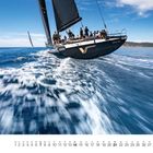 "George Town" auf einem Segelboot, ruhiges Meer, Crew in Aktion, Kalender unten: Monat März, 31 Tage.