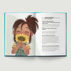 Auf der linken Seite ein Kind mit Sonnenblumen, rechts Text über den Geruchssinn: "Für den Geruchssinn brauchst du..."
