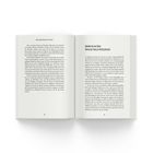 **Text links oben:** Mehr Sicherheit durch Zero Tolerance  
**Text rechts oben:** Metalle mit zwei Seiten: Warum das Thema (zu Recht) polarisiert  
**Seitenzahlen:** 38, 39  

Eine offene Doppelseite eines Buches mit Text.