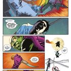 Comic-Panels: Eine grüne Figur schwebt auf einem Gleiter. Sie hält ein Messer. Ein Mann hängt an einem Seil. Schreie hörbar.