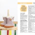 "FELL-BOOTS MATERIAL: Häkelnadel 2,5 mm, Schachenmayr original. Links: kleine gehäkelte Stiefel an einer Wäscheklammer."