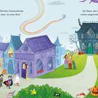 Text: "Im kleinen Örtchen Finsterklecks erwartet man ’ne neue Hex! Ihr Haus, das ist schon ausgewählt …"

Illustration einer gruseligen Stadt mit Kürbissen, bunten Häusern und Menschen in Halloween-Kostümen.