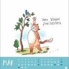 „Den Vogel freilassen.“ Illustration: Katze streckt sich zu einem Vogel im Baum, Kalender für März darunter.