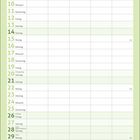 Kalendertafel für März mit Tagen und Feiertagen. Illustration von Blumen und Landschaft am unteren Rand.