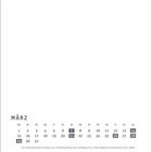 Kalender für März: Daten markiert sind 7., 14., 21., 26.-28. Ereignisse: Frauentag, Frühlingsanfang, Karfreitag, Ostern, Sommerzeit.