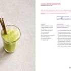 CLEAN GREEN SMOOTHIE, inspiriert von CLEAN. Rezept mit Zutaten und Zubereitungsschritten. Links ein grüner Smoothie im Glas.