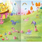 Text: "Wer wohnt wohl in dem verzauberten Muffinhaus?..."

Illustration: Ein Märchenland mit Regenbogen, Einhörnern, Feen und süßen Leckereien.